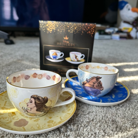 Disney Dining Nwt Disney Beauty And The Beast Tea Cup Set Belle And Beast Cup And Saucer